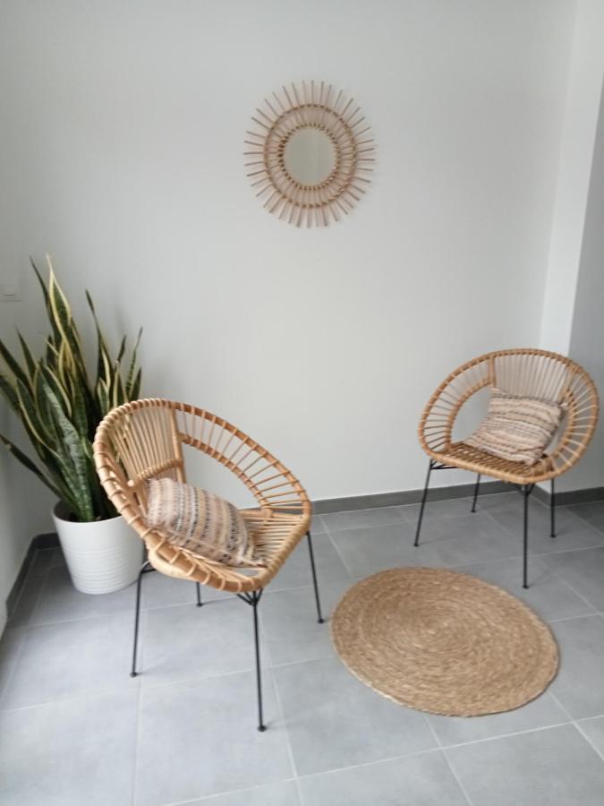 Chez Jean.Mi Διαμέρισμα Millas Εξωτερικό φωτογραφία